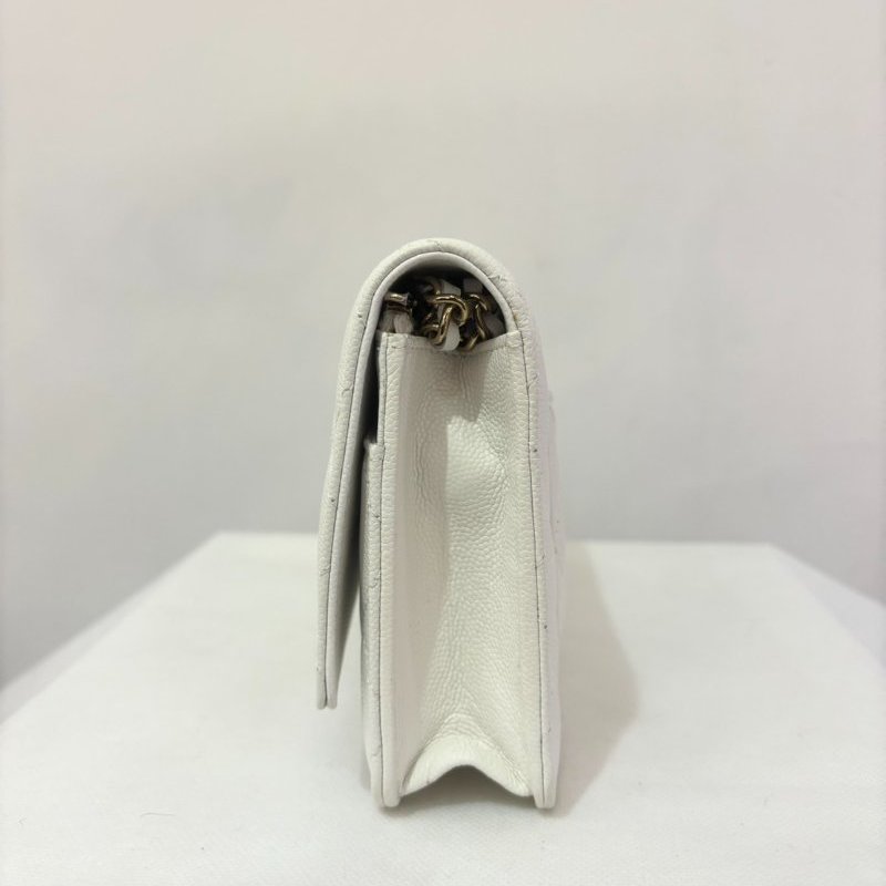 CHANEL白荔枝金水鑽Logo金鍊 WOC-5