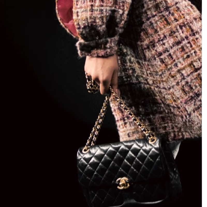 CHANEL 限量油蠟雙口袋書包CF ⭐️全新-1