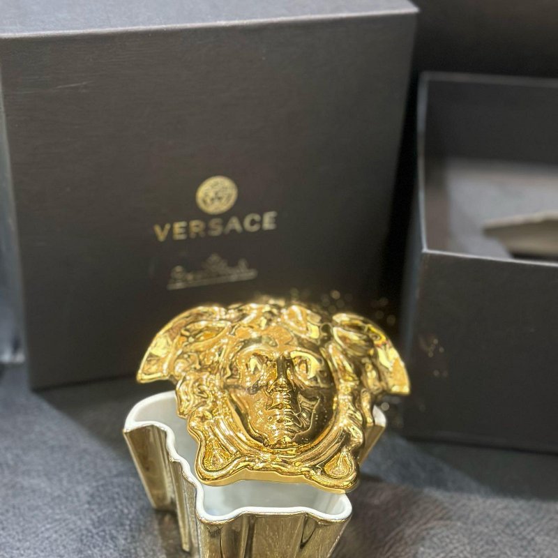 💎Han's house精品服飾💎 VERSACE 凡賽斯 LOGO 女王頭 瓷 收納盒 德國製造 現貨 原價10900-0