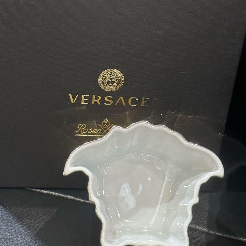💎Han's house精品服飾💎 VERSACE 凡賽斯 LOGO 女王頭 瓷 收納盒 德國製造 現貨 原價10900-3