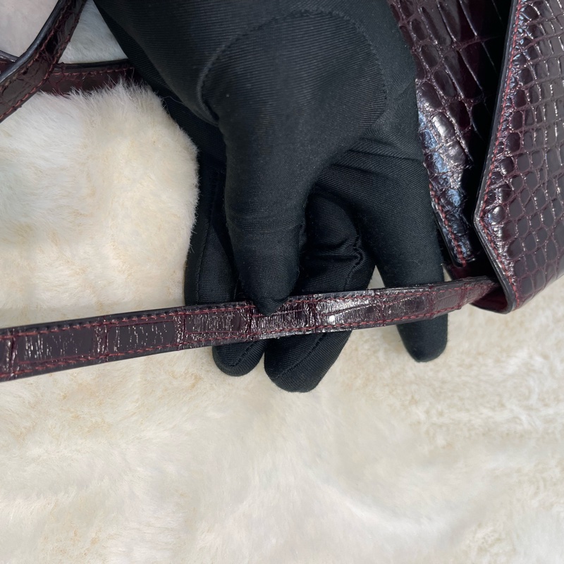 Hermes 愛馬仕 酒紅色鱷魚皮 方塊刻印 上肩包 I683-29