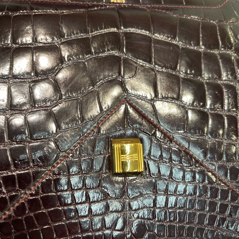 Hermes 愛馬仕 酒紅色鱷魚皮 方塊刻印 上肩包 I683-32