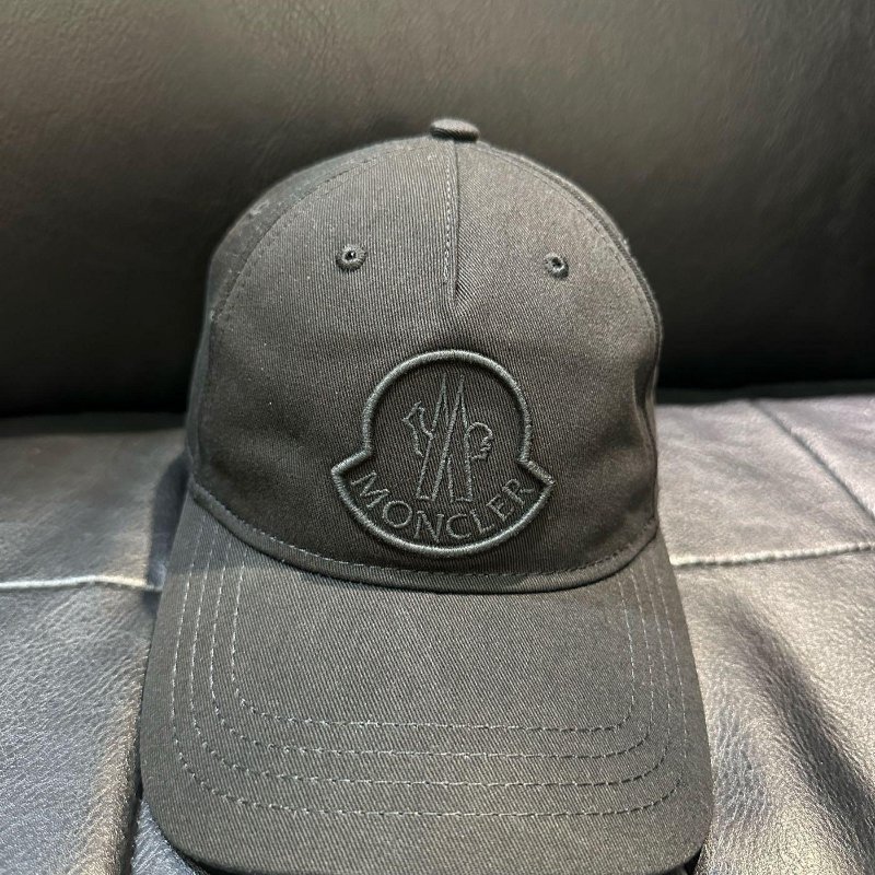 💎Han's house精品服飾💎moncler LOGO 帽子 青年款 黑色-0