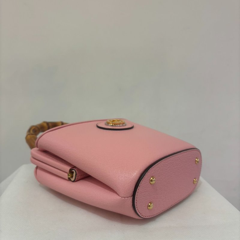 GUCCI粉牛皮硬殼竹桶鍊包-4