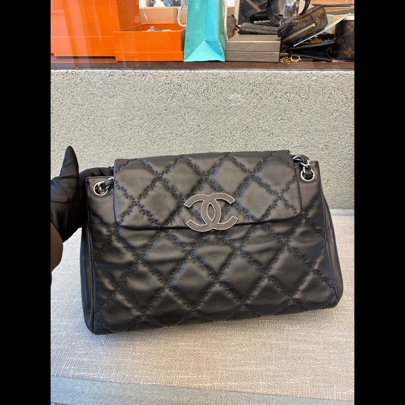 Chanel 黑銀琺瑯釦外縫線黑色機場包 肩背包-5