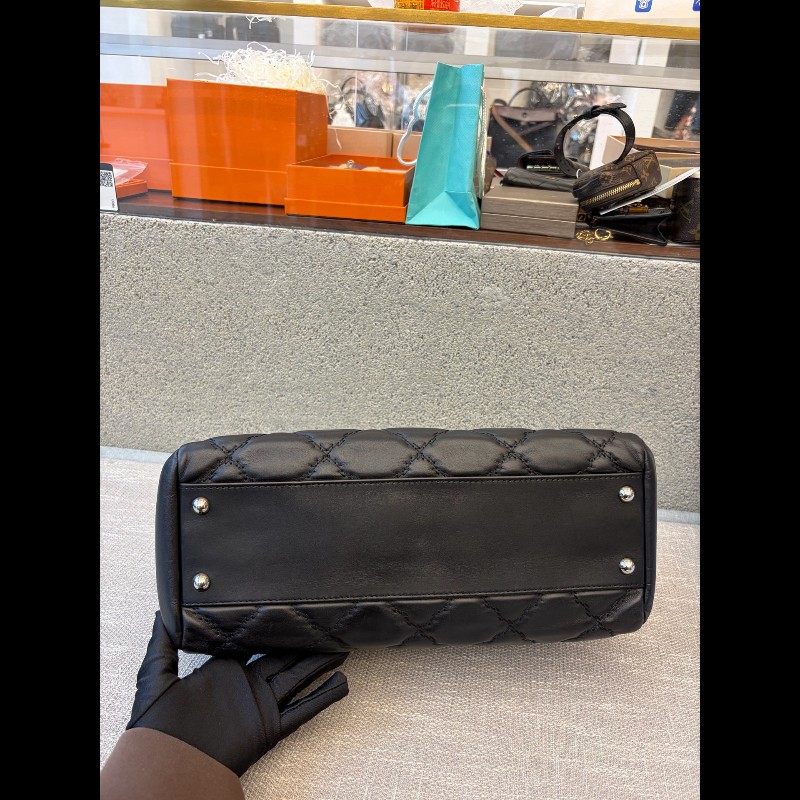 Chanel 黑銀琺瑯釦外縫線黑色機場包 肩背包-7