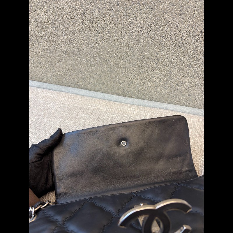 Chanel 黑銀琺瑯釦外縫線黑色機場包 肩背包-14