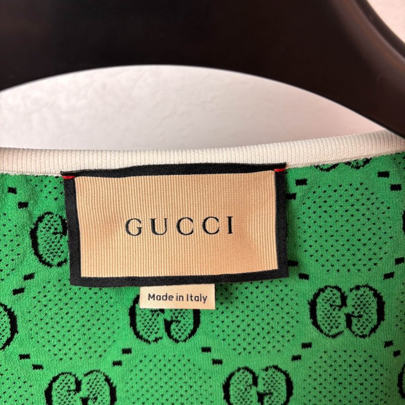 ::GUCCI:: 黑綠滿版雙G花紋 拉鍊背心 上衣 可單穿L號-3