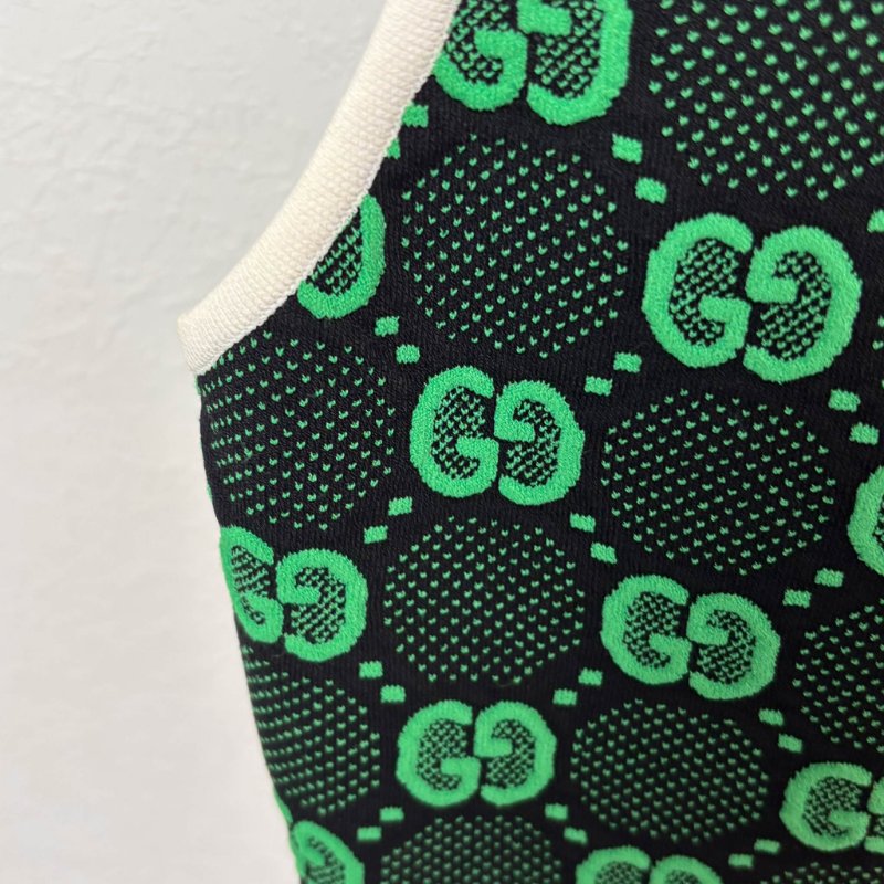 ::GUCCI:: 黑綠滿版雙G花紋 拉鍊背心 上衣 可單穿L號-15