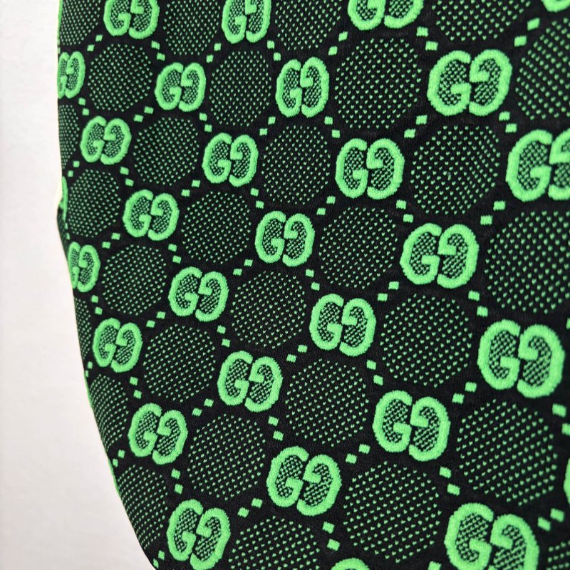 ::GUCCI:: 黑綠滿版雙G花紋 拉鍊背心 上衣 可單穿L號-20