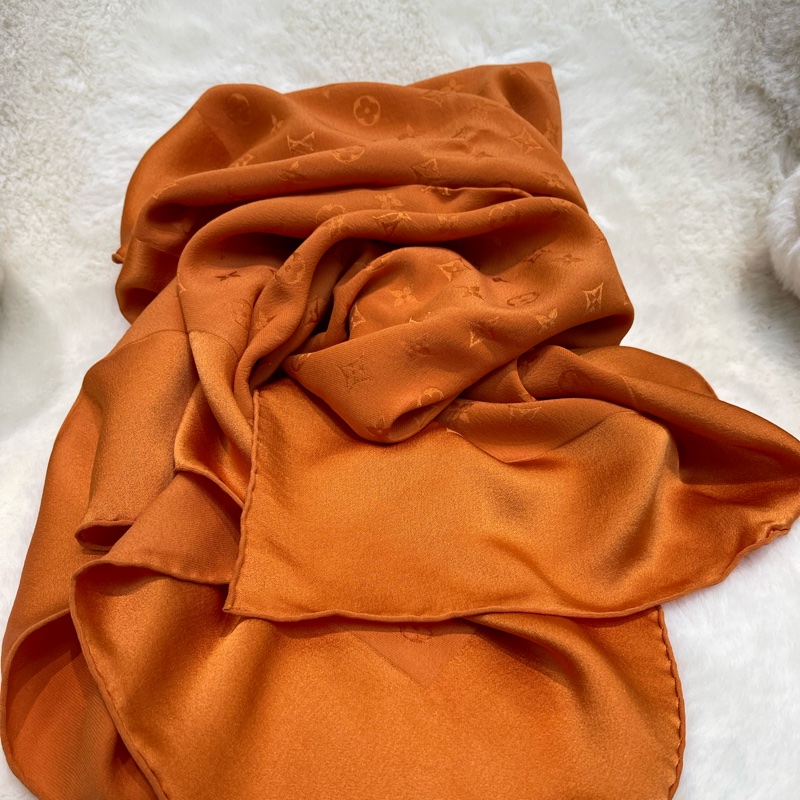 Lv 路易威登 100% 絲 橙色老花大絲巾I813-8