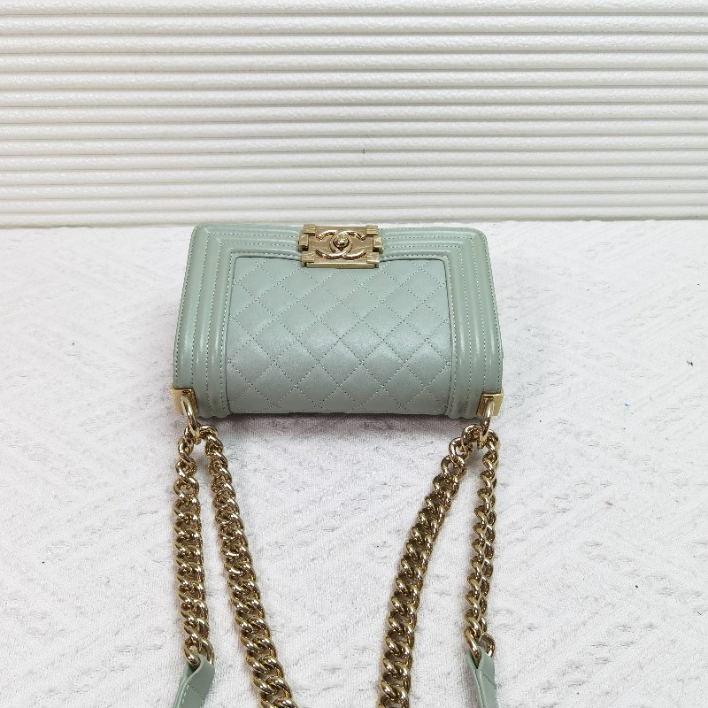 Chanel Leboy小號20cm 綠色口蓋包-4
