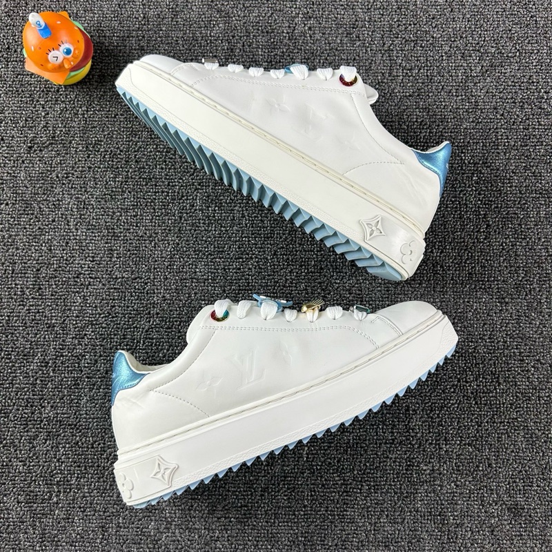 Louis Vuitton路易威登情人節限定小白鞋 尺碼：35.5-3