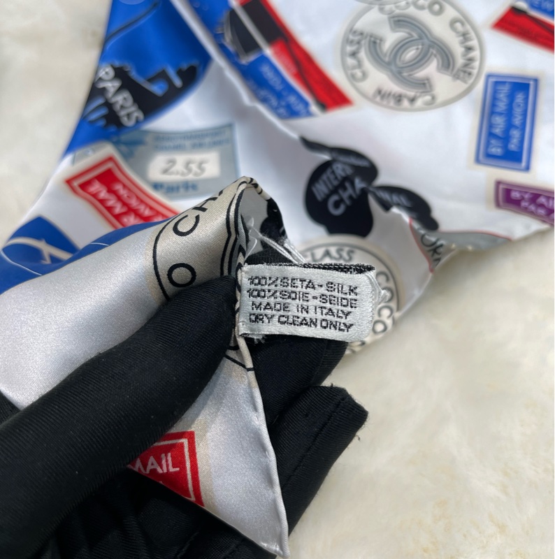 Chanel 香奈兒 徽章系列 全絲絲巾 紅色白色藍色I812-5