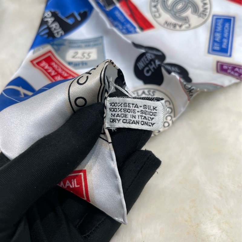 Chanel 香奈兒 徽章系列 全絲絲巾 紅色白色藍色I812-9
