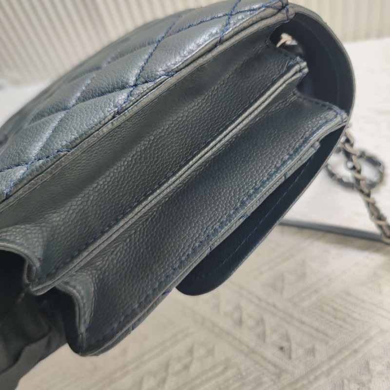 CHANEL荔枝纹牛皮蓝色口蓋包 肩背包-20