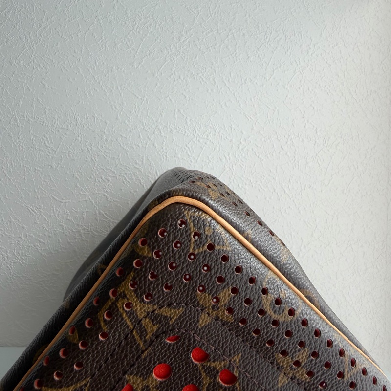 LV老花雷射洞洞speedy30特殊款鏤空-10