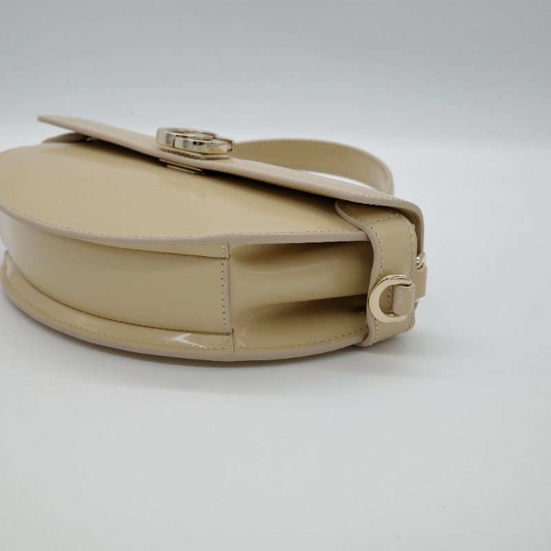 GUCCI 古馳 half moon 米色 亮面小牛皮 肩背包🤍🌙✨-6