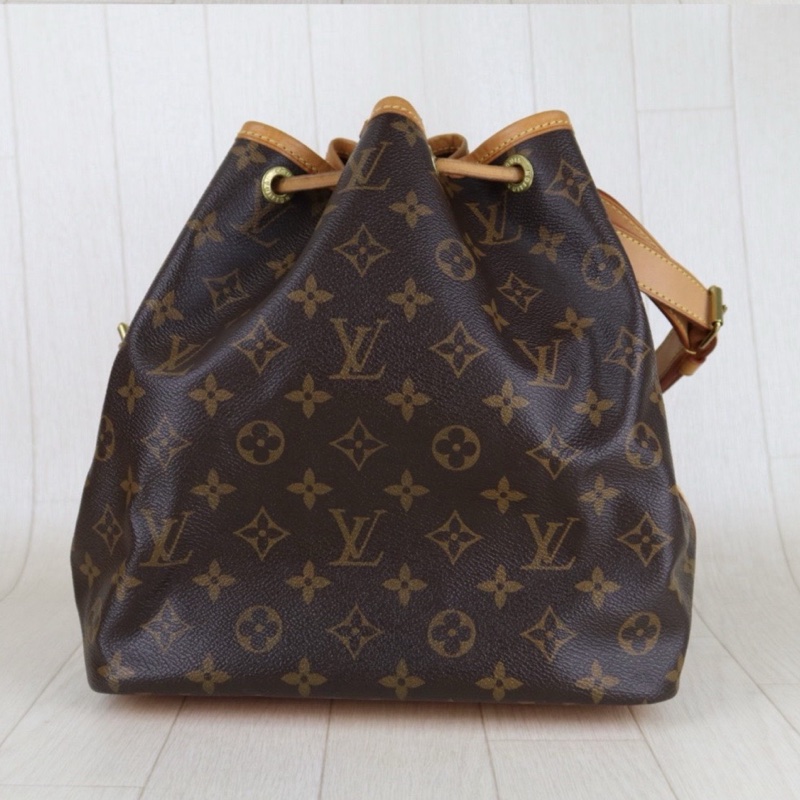 LV 老花水桶包-3