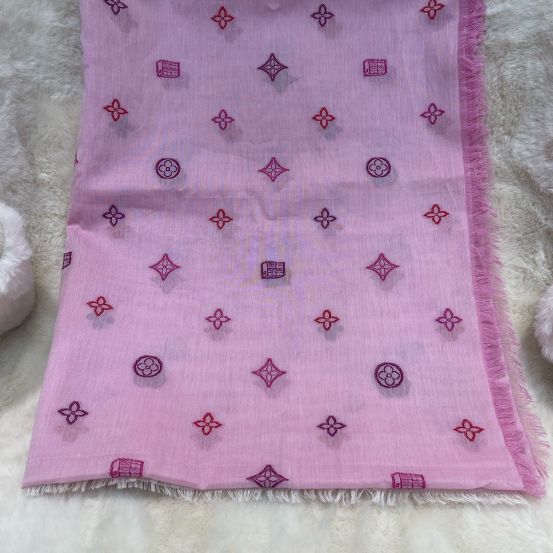 Lv 路易威登 粉紅色全棉圍巾 I818B-6