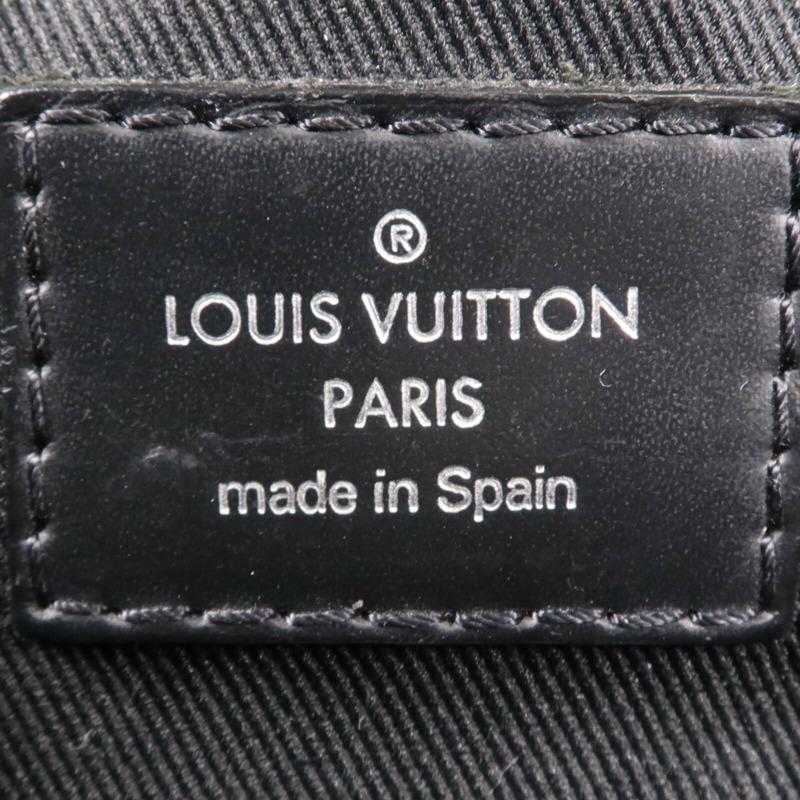 LOUIS VUITTON Monogram Eclipse District PM銀扣肩背袋-12