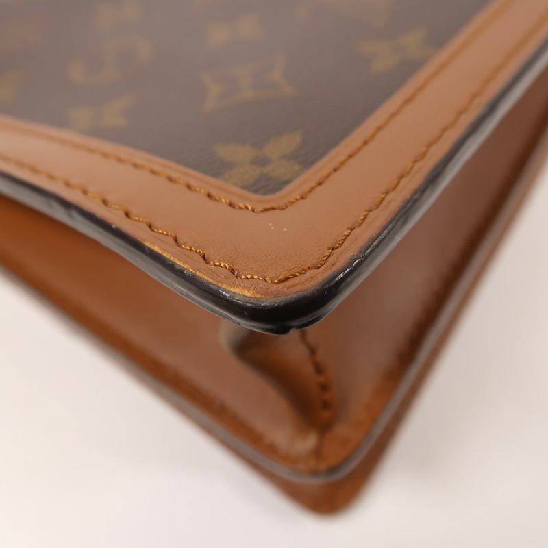 LOUIS VUITTON Monogram Reverse Dauphine MM金扣肩背袋-11