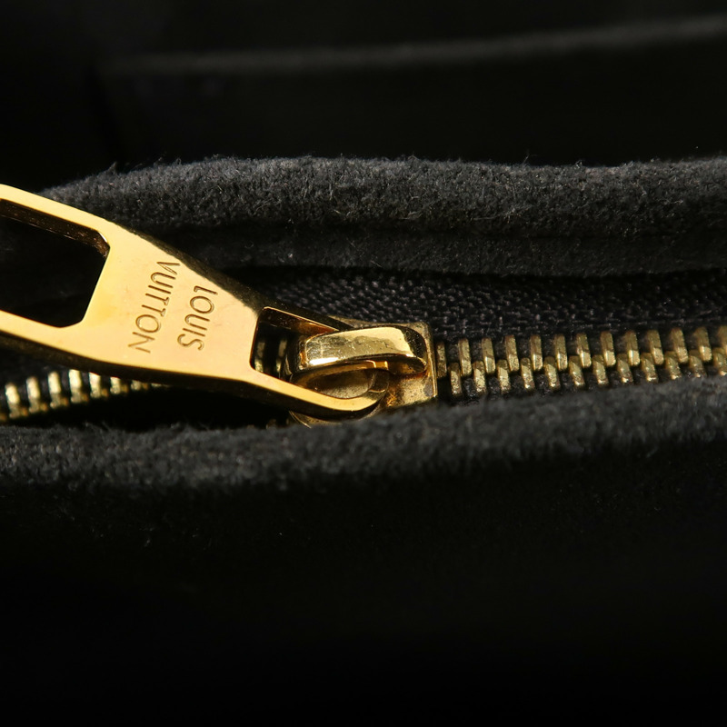 LOUIS VUITTON Monogram Reverse Dauphine MM金扣肩背袋-12