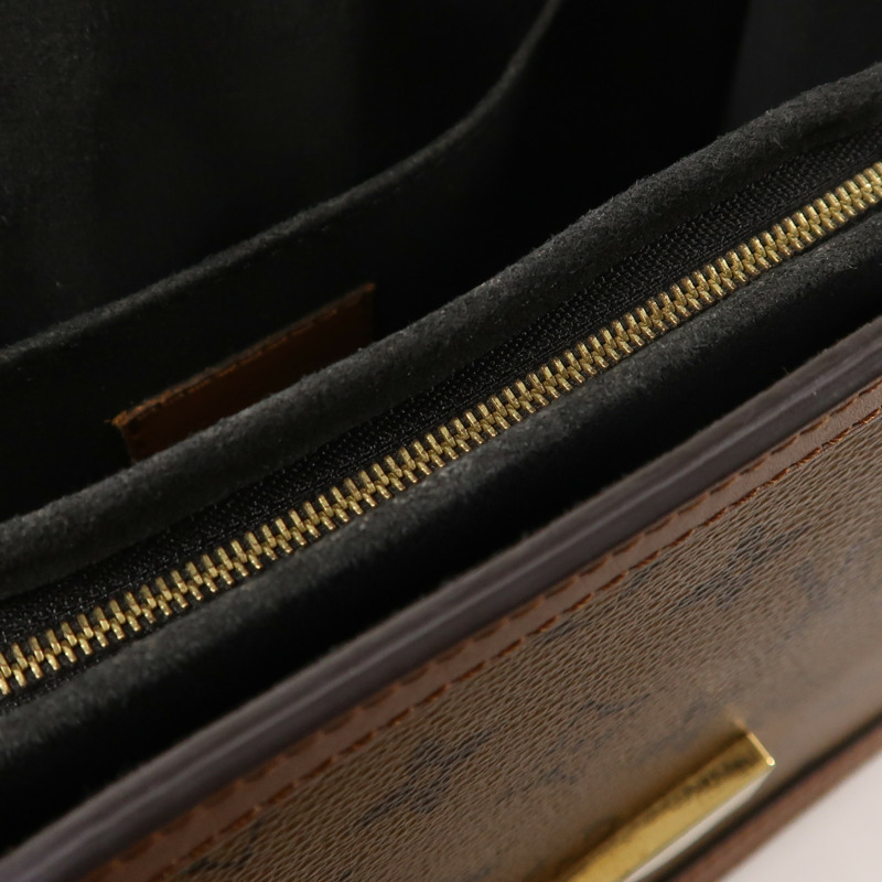 LOUIS VUITTON Monogram Reverse Dauphine MM金扣肩背袋-18