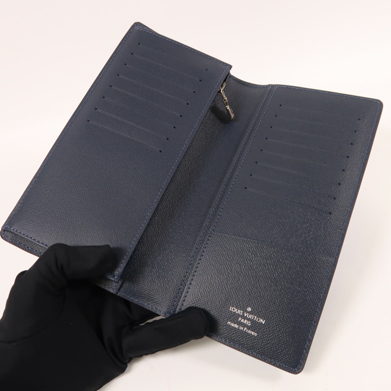 LOUIS VUITTON Taiga Long Wallet銀扣長錢包-4