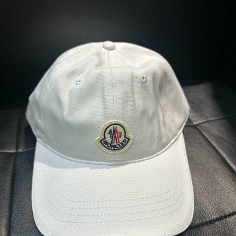 💎Han's house精品服飾💎moncler 刺繡 LOGO 帽子