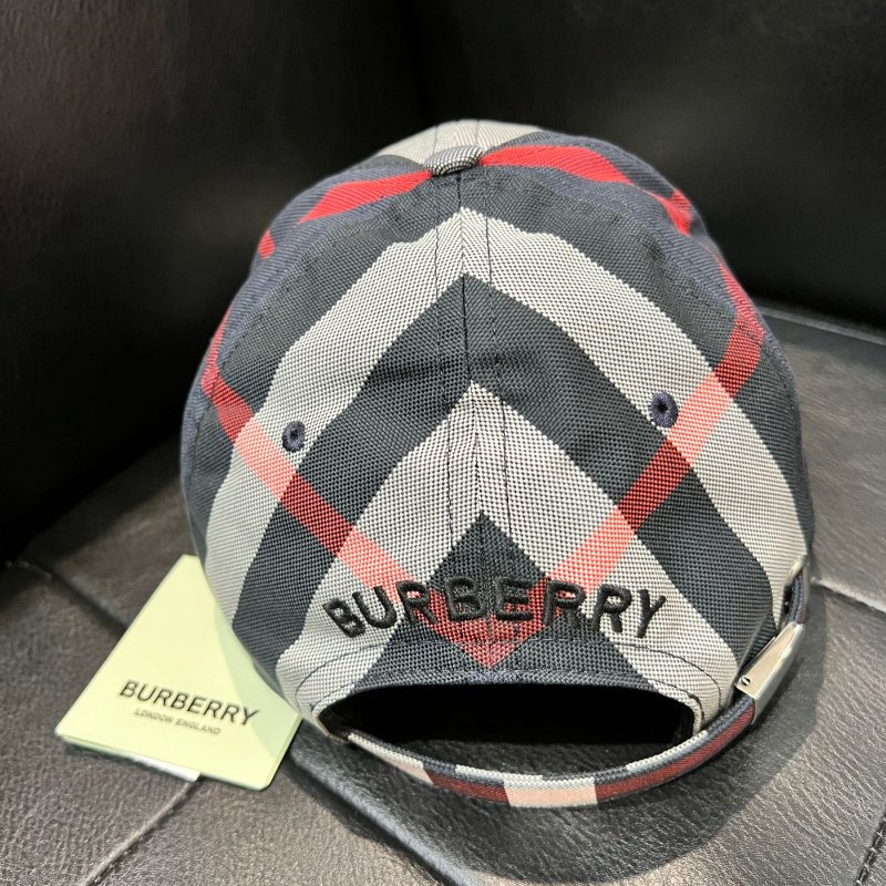 💎Han's house精品服飾💎 BURBERRY 格紋 刺繡字 帽子-6