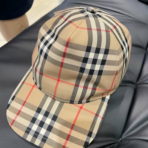 💎Han's house精品服飾💎BURBERRY 帽子 義大利製