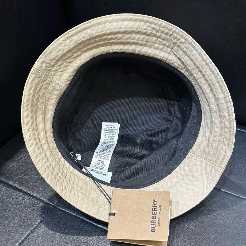 💎Han's house精品服飾💎BURBERRY 戰馬 漁夫帽 帽子原價18200-5