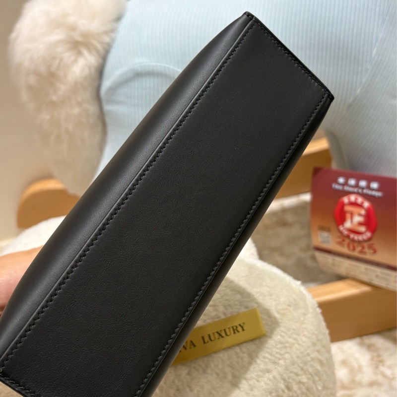 Hermes Mini Kelly Pochette 黑色金扣 全新現貨-3