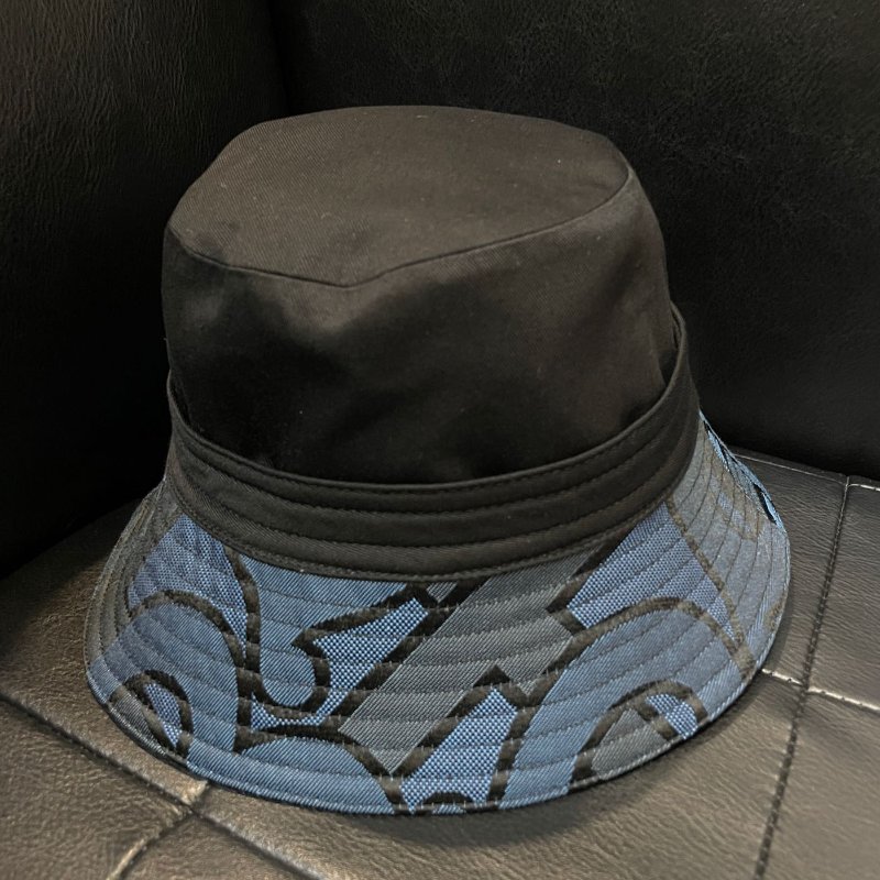 💎Han's house精品服飾💎BURBERRY TB 格紋 漁夫 帽子 男女可帶 雙面戴 原價13500-3