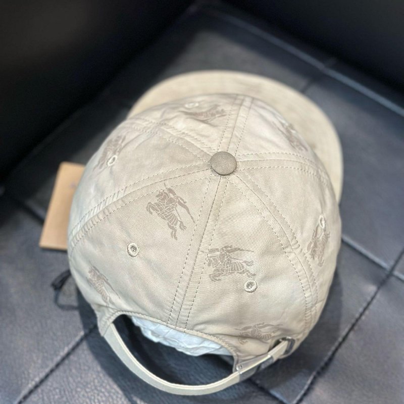 💎Han's house精品服飾💎BURBERRY 戰馬 帽子 義大利製 ~現貨 原價16500-1