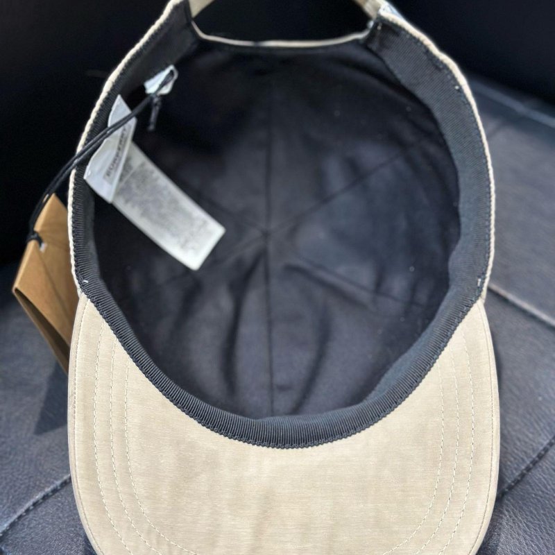 💎Han's house精品服飾💎BURBERRY 戰馬 帽子 義大利製 ~現貨 原價16500-5