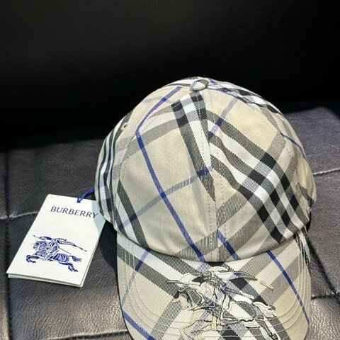 💎Han's house精品服飾💎 BURBERRY 格紋 刺繡 戰馬 騎士 帽子 義大利製 現貨 原價13500