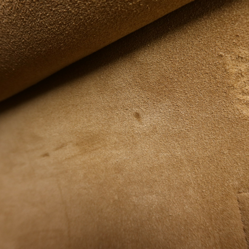 LOEWE 牛皮皮革Buckle Horizontal Tote銀扣肩背袋-14