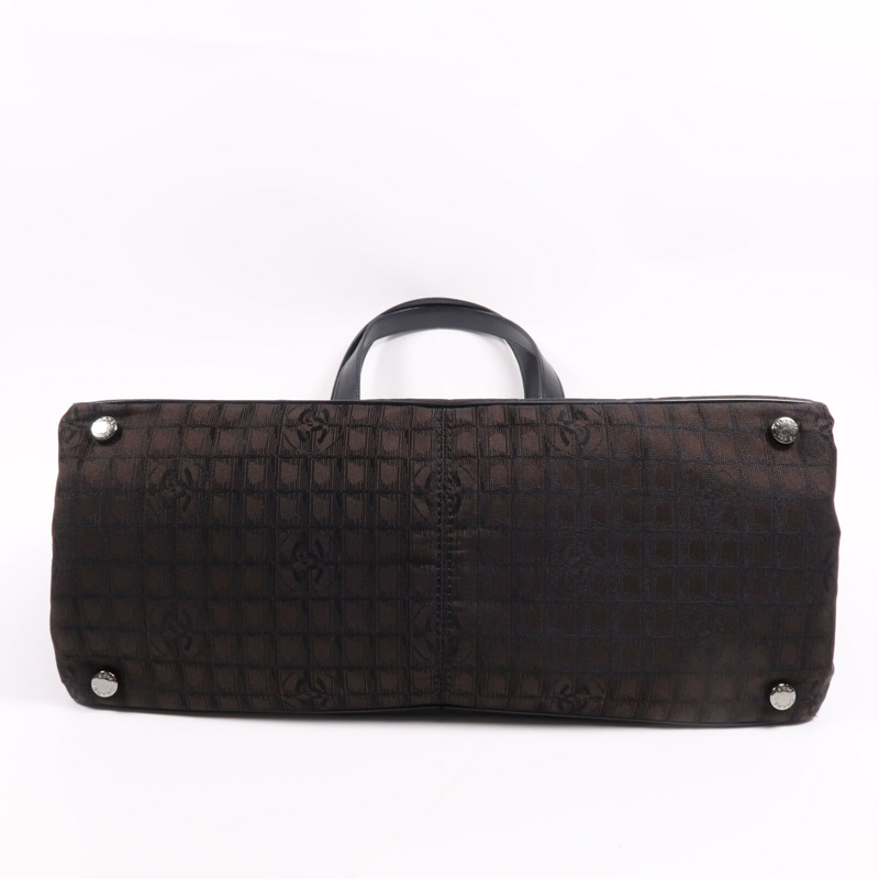 CHANEL 尼龍New Travel Line Tote Bag銀扣手挽袋-3