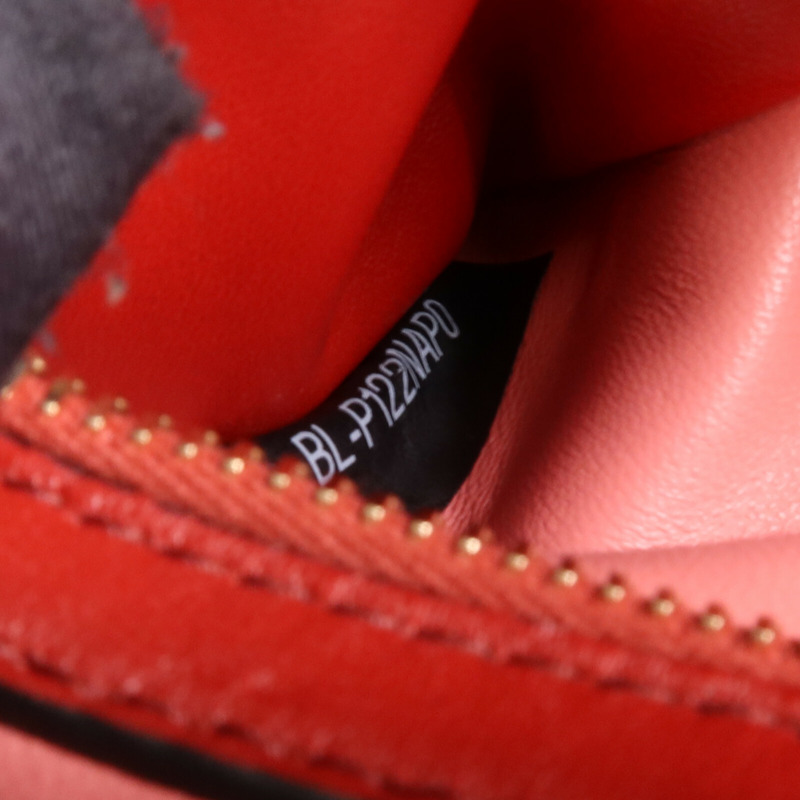 Valentino 牛皮皮革Chain Shoulder Bag金扣肩背袋-13