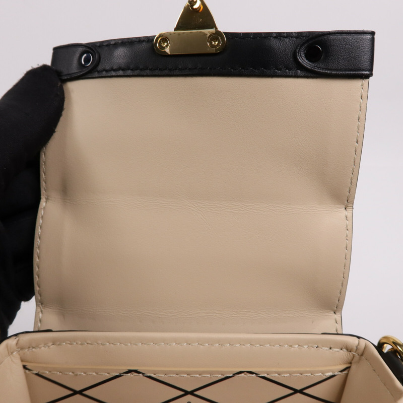 LOUIS VUITTON Monogram Pochette Trunk Vertical金扣鏈帶肩背袋-13