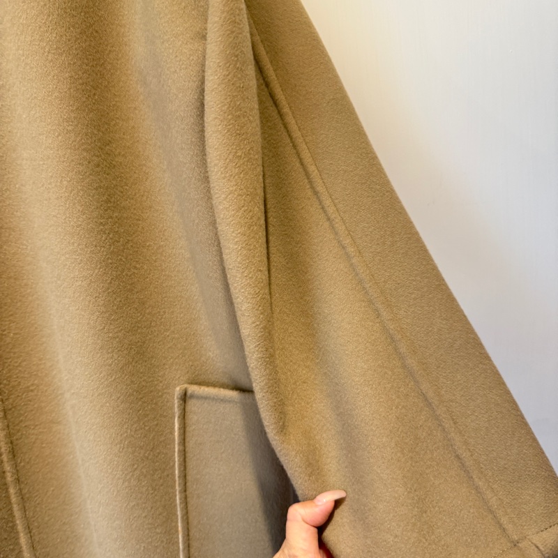 LV 超美大衣外套超級美 吊牌沒拆沒穿過 專櫃買18萬-10