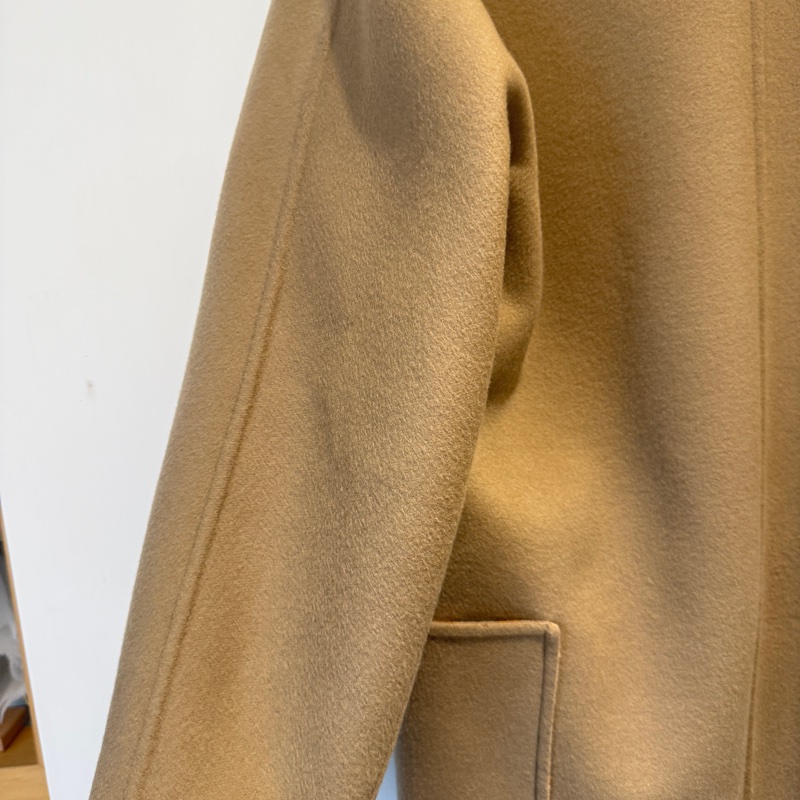 LV 超美大衣外套超級美 吊牌沒拆沒穿過 專櫃買18萬-11