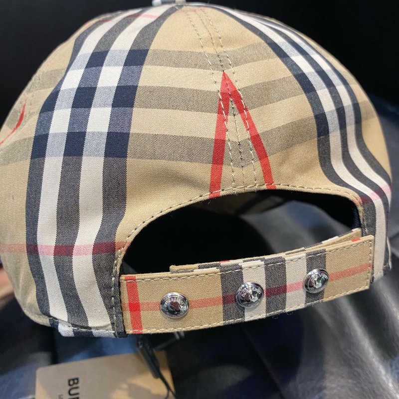 💎Han's house精品服飾💎BURBERRY 帽子 義大利製 現貨 原價 12500-8