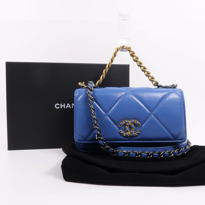 CHANEL 羊皮皮革19 WOC Wallet On Chain鏈帶手挽肩背兩用袋-8