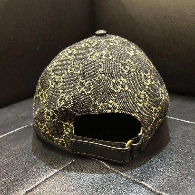 💎Han's house精品服飾💎GUCCI 滿版 老花 帽子 義大利製  656206-3