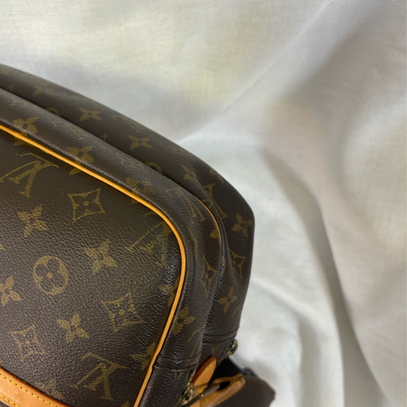 LV 老花記者包 斜挎包-8