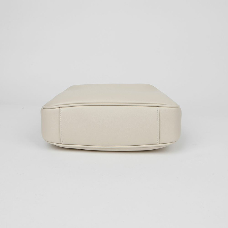 GUCCI 戴安娜小號手提單肩包 746251-5