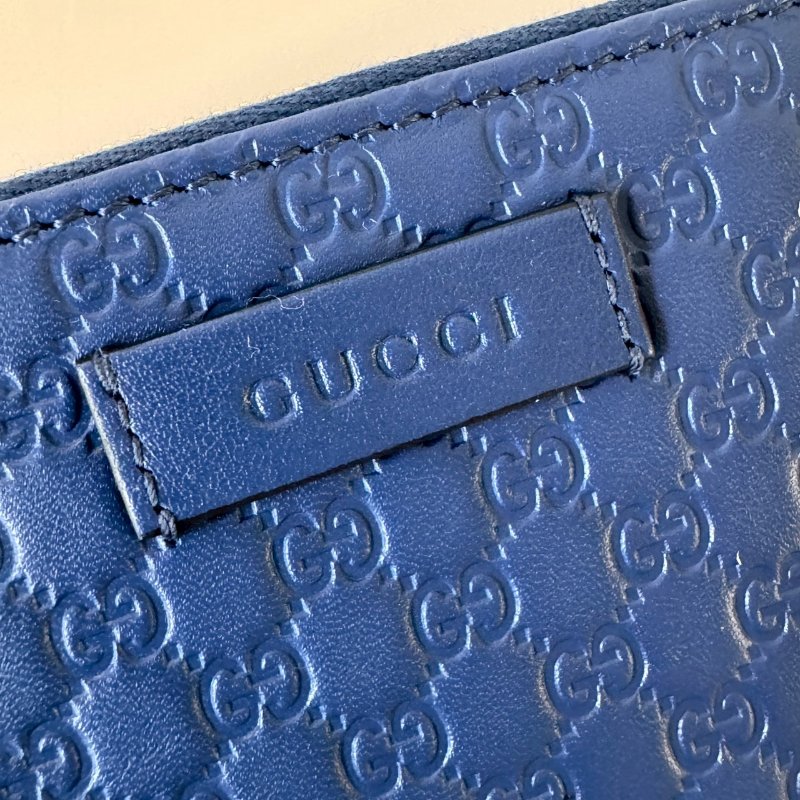 GUCCI 壓紋 牛皮 藍色 logo 12卡 拉鍊 長夾 449391-3